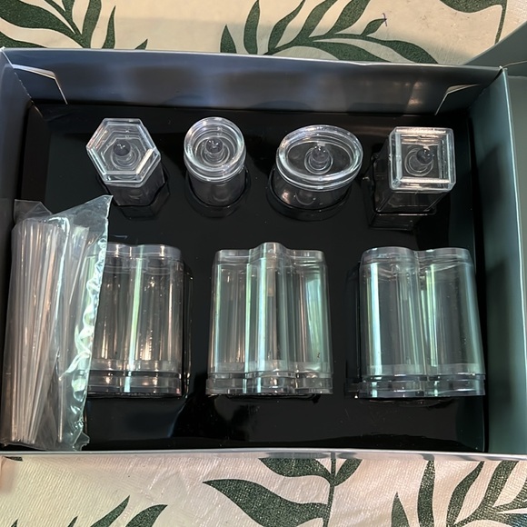 Vintage 7 Shape Canapé Makers Set - Picture 5 of 9